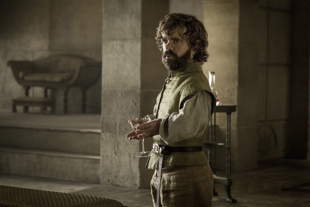 tyrion, no estés nervioso que no te voy a poner nervioso ni te voy a hacer pasar un mal momento, te lo puedo asegurar, no es mi estilo ni me costumbre pero te quiero preguntar, por ejemplo, por qué mataste a tu padre