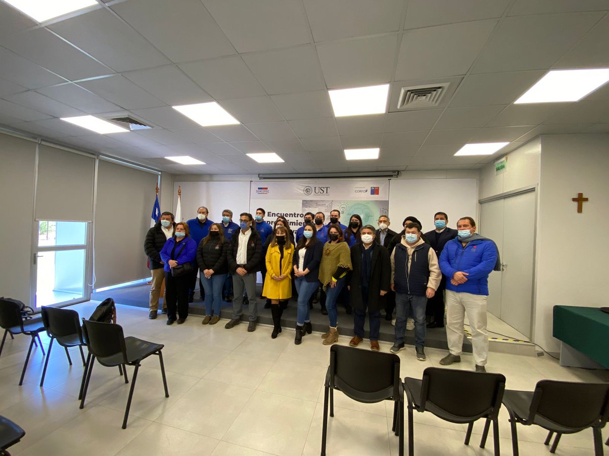 marcelochacana's tweet photo. Excelente Jornada de trabajo con nuestro sistema de #CDN @Sercotec_Chile y la REDMENTORES_UST @ust_red 👍 @ST_Talcaoficial @SantoTomas_ST  @CdnLinares @CdnSanta Gracias x compartir #colaboracion #innovacion #pymes https://t.co/qbCDLDLyrX