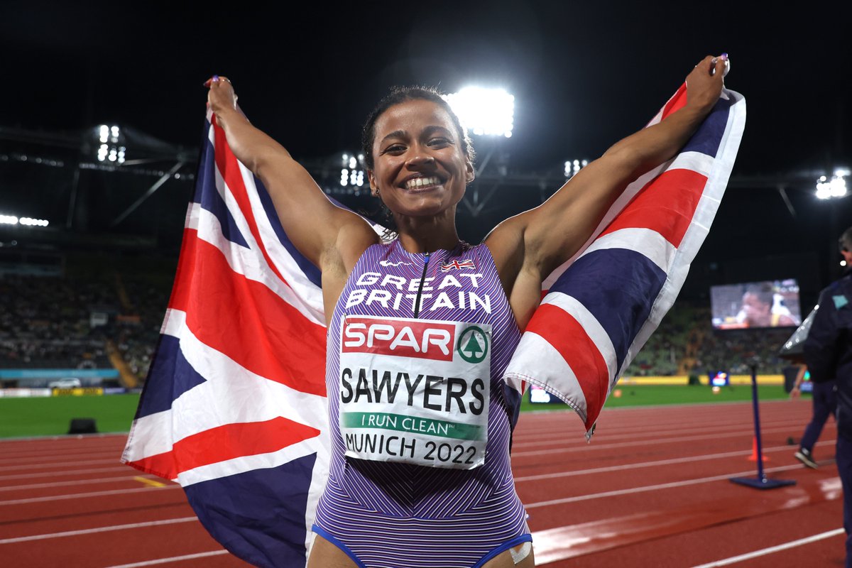 AthleticsWeekly's tweet photo. European bronze medallist 🥉

What a monumental last jump from @JazminSawyers as she wins a stunning European bronze medal in the long jump with a best of 6.80m 🔥🇬🇧

Back on the international podium for the first time since 2016! 

#Munich2022 https://t.co/9n1MIsrQaO