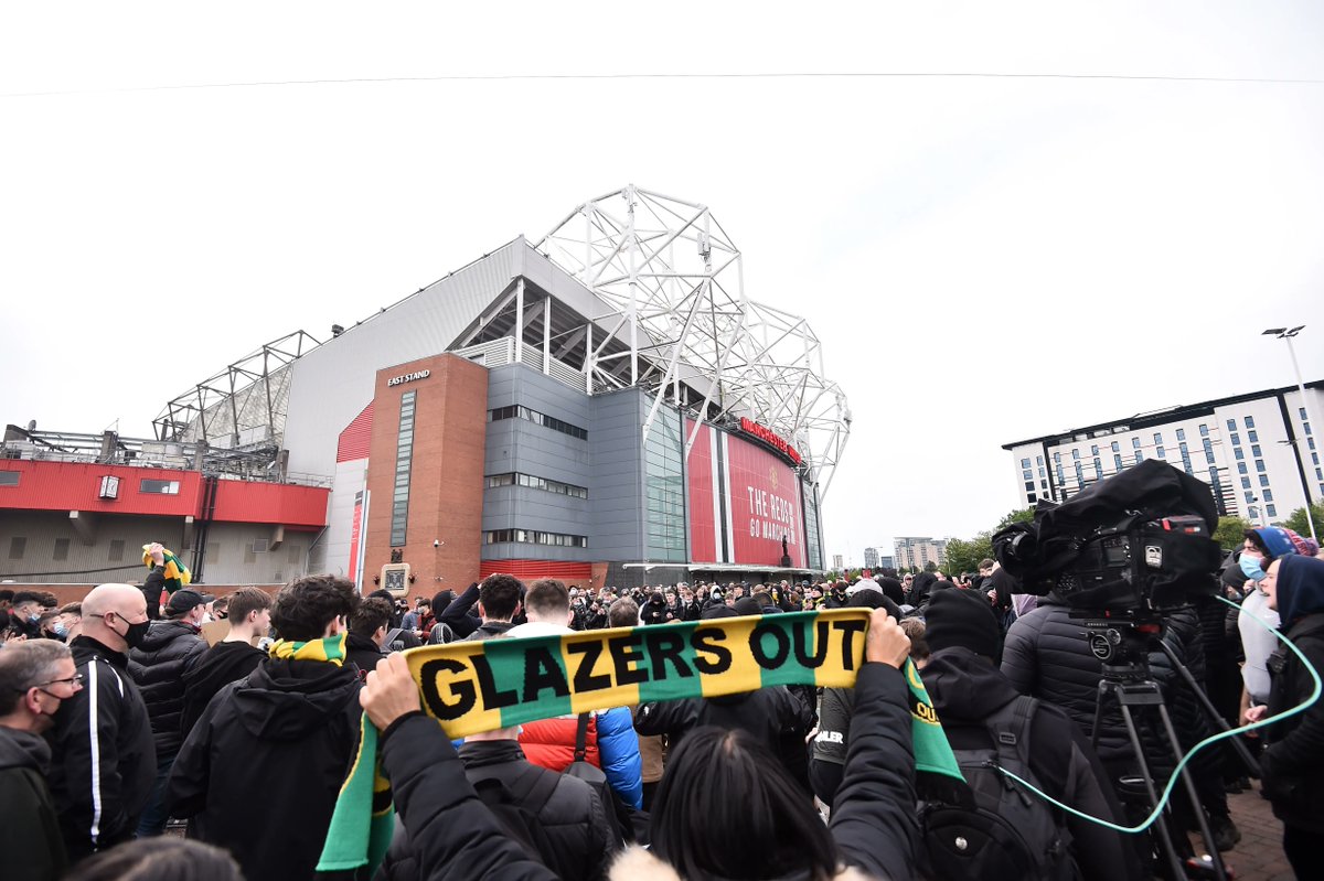 strettynews's tweet photo. Enough is enough. #GlazersOut https://t.co/pkSOkxIwAJ