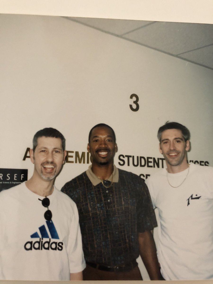 jGund44's tweet photo. @BBallinPics @frostybias @fatleverfc @nuggets @jokerszn15 @DenverNuggetsUK @ThrowbackHoops_ @77Blazers @trailblazers @dallasmavs @AZSportsHistory @ArizonaStateIV Congrats Fat. Never forget meeting u in the hallways at Tempe back in -99. Shaking hands with a true hoop legend #fatlever https://t.co/0qipPqBGab