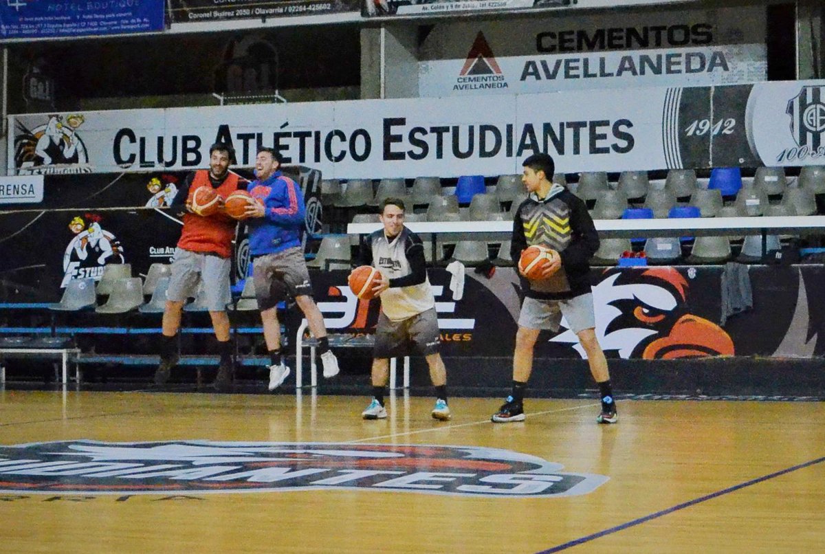 CAEbasket's tweet photo. Estudiantes definió el equipo para el Pre Federal
integrado en su totalidad por jugadores del club. https://t.co/HglofB6IoV