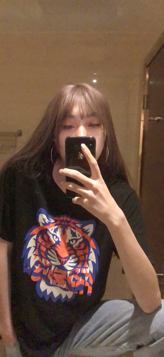 Water1aw's tweet photo. 女装 不行🙅‍♂️ https://t.co/InIrytC2Zp