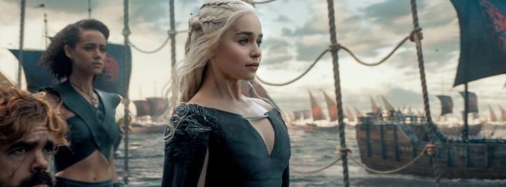 O 1° episódio de House of the Dragon começa com a frase '183 anos antes do nascimento de Daenerys Targaryen...'

Que homenagem linda. No fim das contas é tudo sobre ela! Azor ahai renascido.