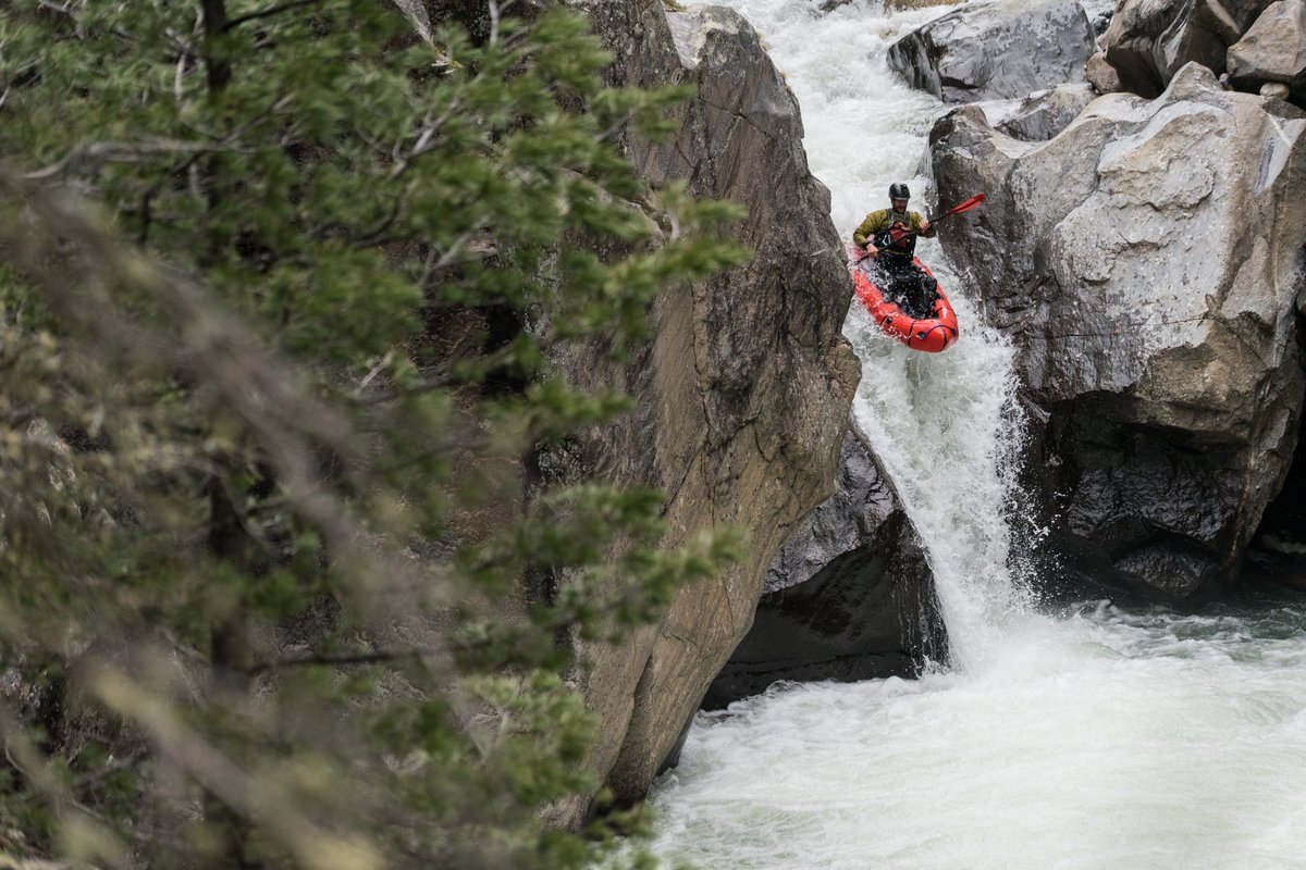 Alpacka Raft tweet media