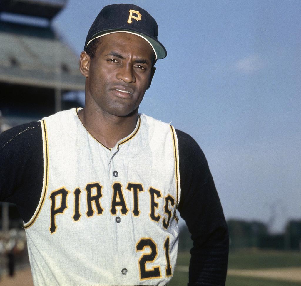 Happy Birthday ; Feliz Cumpleaños Roberto Clemente!!! Inmortal  