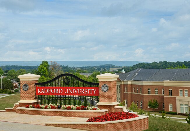 abbybossler9's tweet photo. I’m excited to announce my verbal commitment to continue my academic and athletic career playing D1 softball at Radford University! @RadfordSoftball @atasler22 @marissa_yow @INGatorsCraft @LadyEddies_SB @EddiesAthletics @_SharpTraining https://t.co/6PBjZ8ISGv