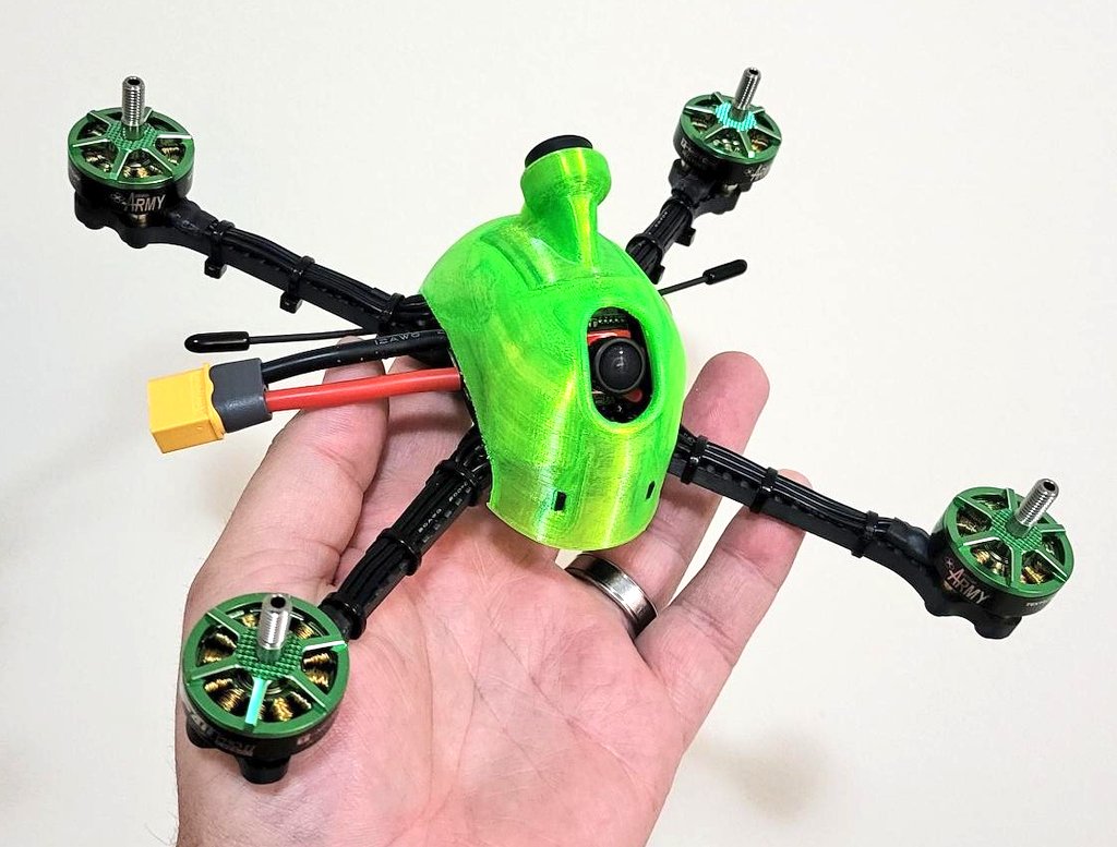 AUADRT's tweet photo. It's #FreshBuildFriday from @AustralianArmy #DroneRacing Team pilots who have been building spare quads for 🇦🇺 National Championships: starting today, zooming all weekend at ADFA! Free admission!
#SendIt!
@ChiefAusArmy @HLCAusArmy @keirinjoyce @DefenceScience @defencejobsaust https://t.co/m0Go1sutFf