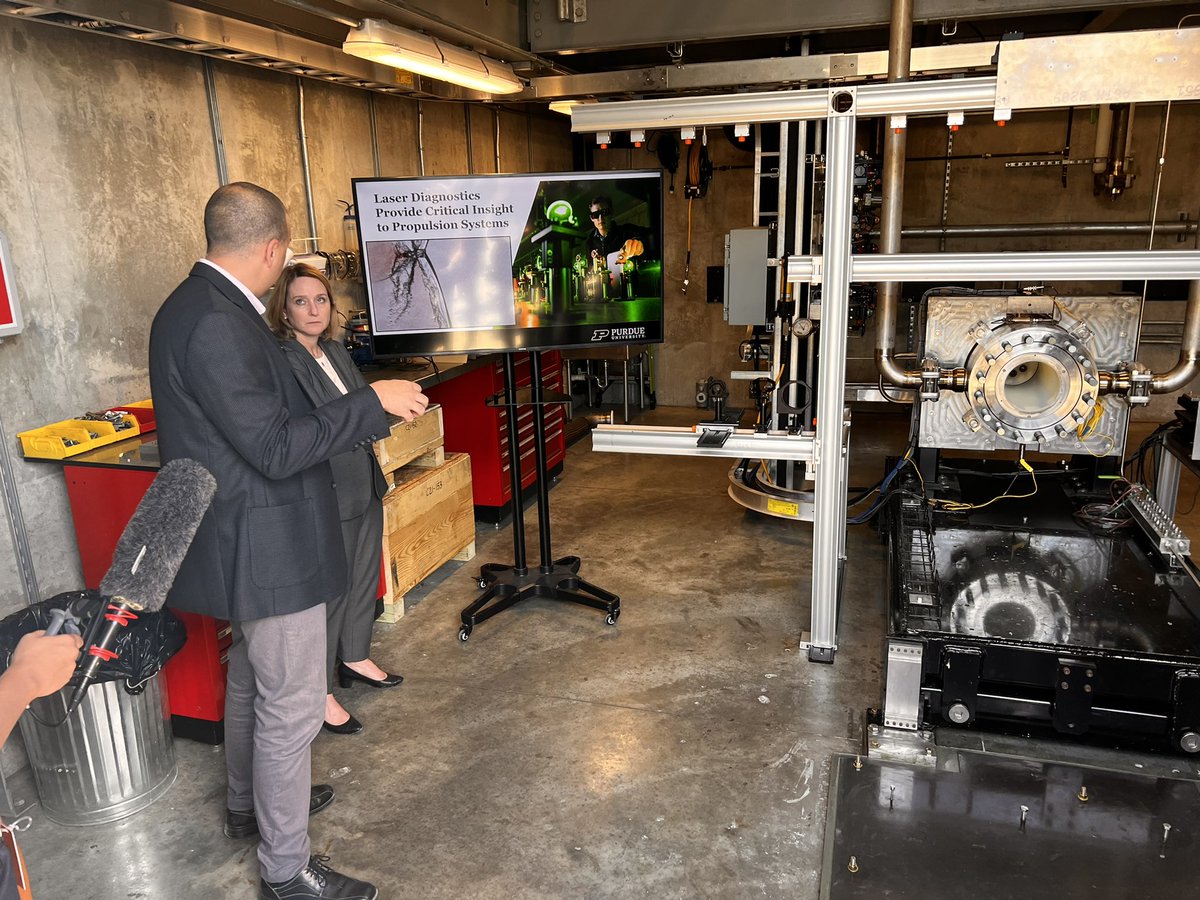 DepSecDefHicks's tweet photo. Partnerships w/ research universities like @LifeAtPurdue are critical to the kinds of rapid innovation and research we need to maintain the US competitive edge against strategic competitors. This is where discovery happens &amp; we find #TheNextGiantLeap. https://t.co/haJE7MzOrN