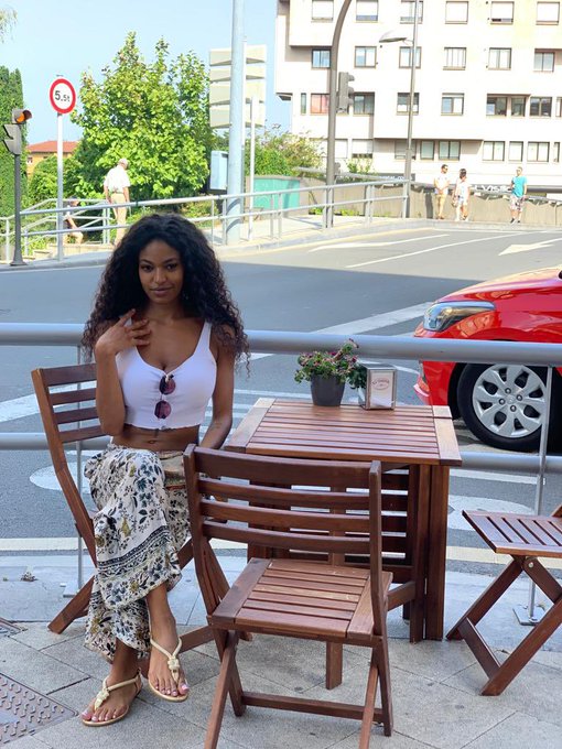 tomamos um caf&eacute;? ☕️ https://t.co/bqmmeCcT0C<a href="/tag/blacklivesmatter"class="tags"><span>#blacklivesmatter</span></a><a href="/tag/vidasnegrasimportam"class="tags"><span>#vidasnegrasimportam</span></a><a href="/tag/diada"class="tags"><span>#diada</span></a>