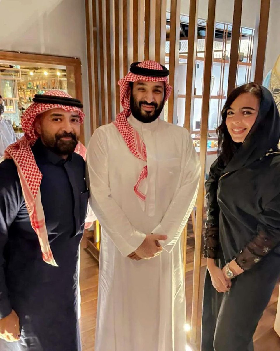 ولي العهد السعودي في مطعم Kuuru بمدينة جدة.