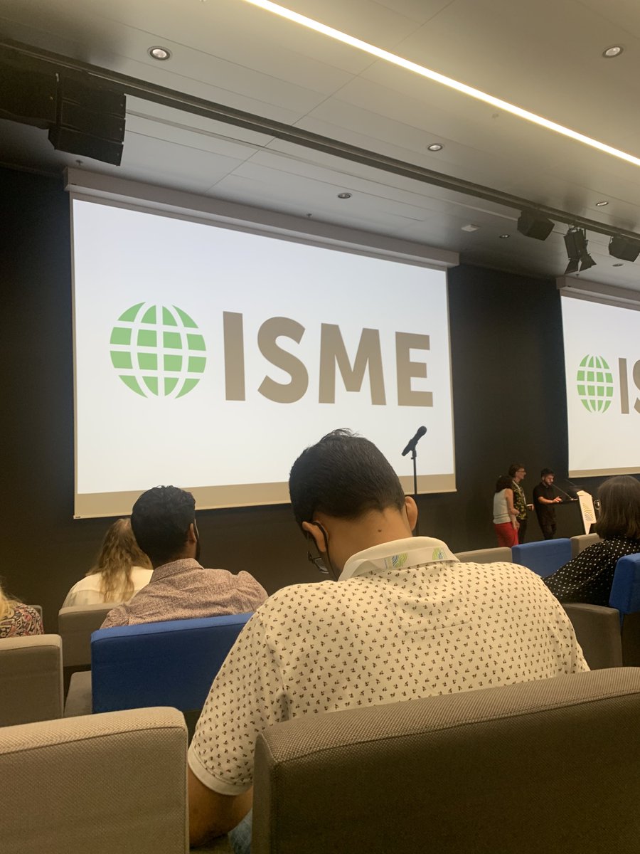 Having a good ole time at #ISME18. Science and cows on point
