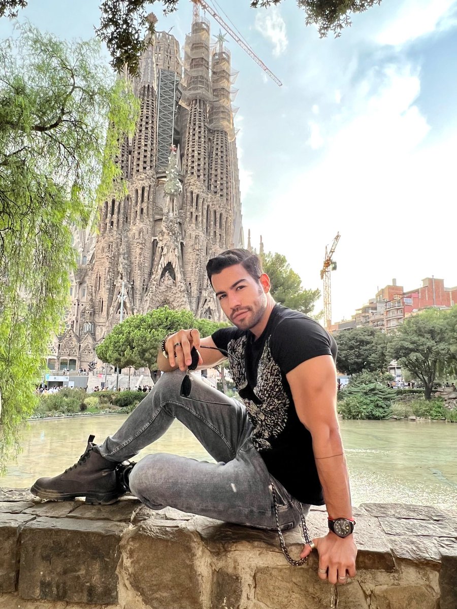MarioDeRossi's tweet photo. #Barcelona #Spain 🇪🇸 https://t.co/RbRODsaeDF
