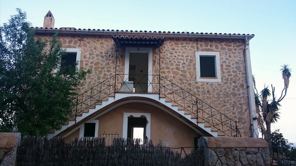 PepFrancoR's tweet photo. @otramallorca @ARCAPATRIMONI Casa de Manuel de Falla: abans i després https://t.co/0V7zhK2I5Q