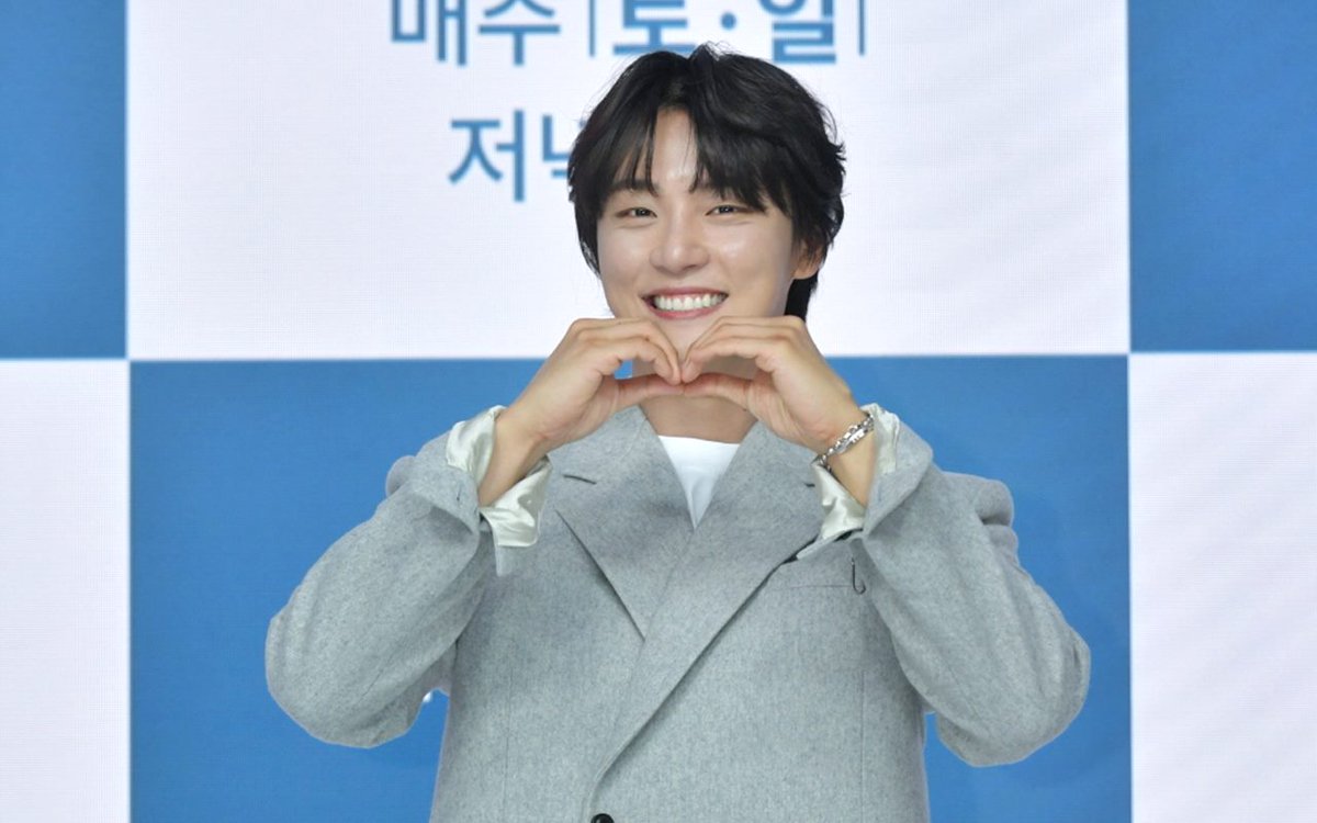 wow_keren's tweet photo. Yoon Shi Yoon Dikonfirmasi Jadi Pemeran 'Work Later, Drink Now 2', Auto Disambut Antusias #WorkLater,DrinkNow #YoonShiYoon https://t.co/v69vguHsBk https://t.co/EH2Bz2kipv