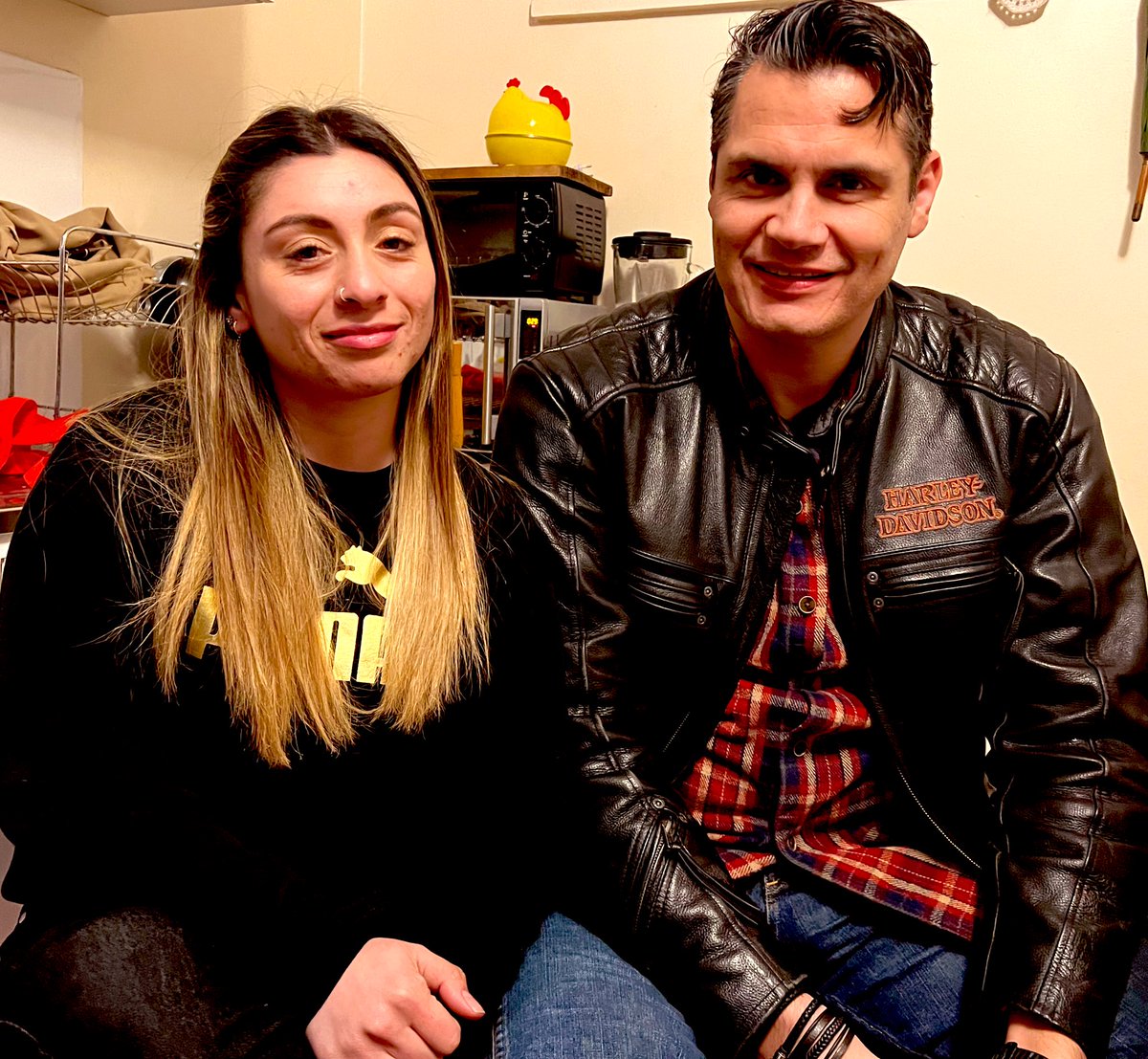 ClaudioCrespoG's tweet photo. Acompañando a Javiera en este duro camino. Ya pronto terminará todo. Fuerza 
#javieraesinocente https://t.co/Zb1ZcL7ecy
