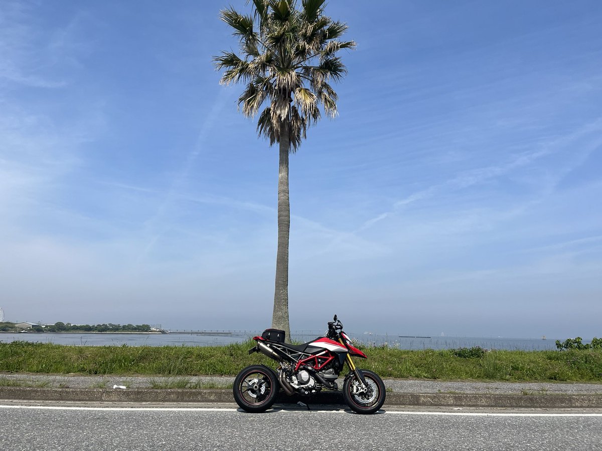 8月19日はバイクの日
#hypermotard950sp
#ducati
#バイクの日