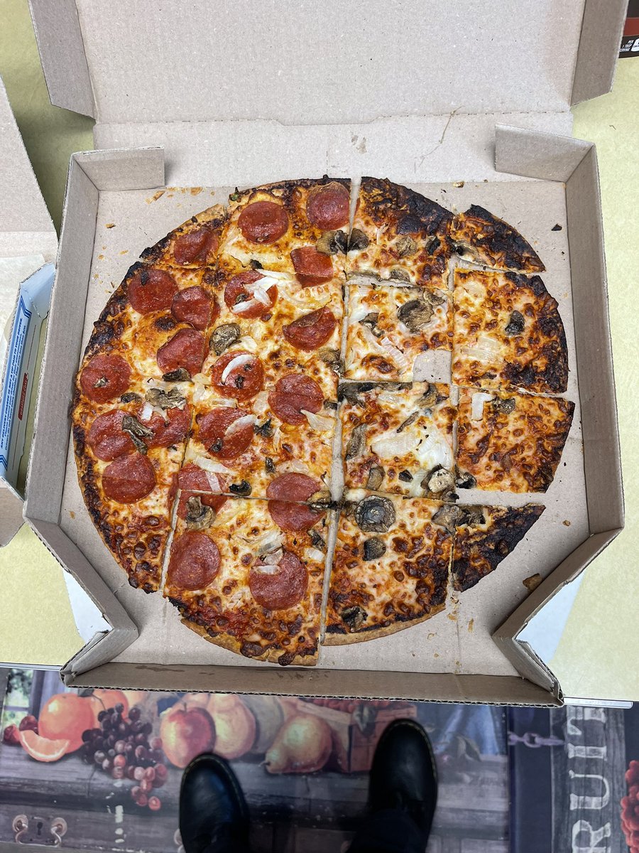kurtconwell's tweet photo. Hey @dominos does this look burnt to you? Well according to the incredibly rude manager at my local store I’m a liar. Real nice customer service, I’ll make sure to tell all my friends and family. https://t.co/l3ZfC2kllQ