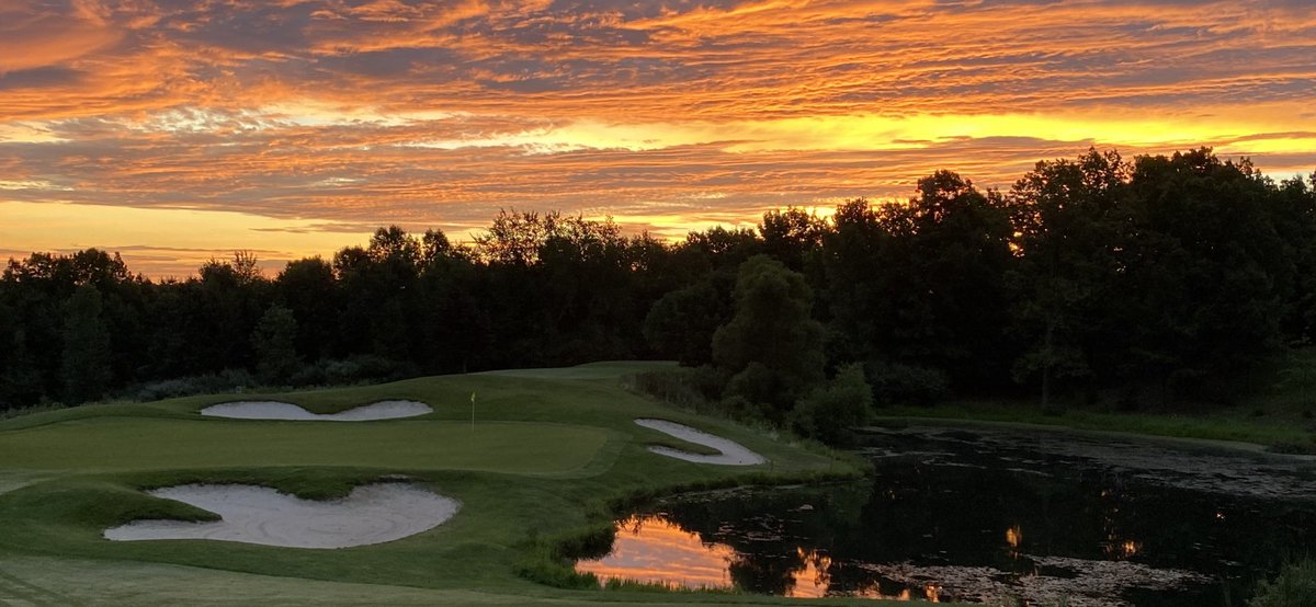 EricBreil's tweet photo. Beautiful Michigan morning here at The Coyote Preserve golf course. https://t.co/w0AMHUHKqG