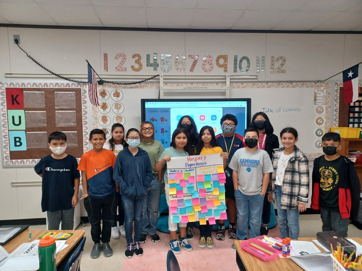 AliciaSaldana19's tweet photo. Respect is the golden rule! #fabulous5thgrade @SammonsES_AISD #respectagreement https://t.co/Qf5XkNL7ZN