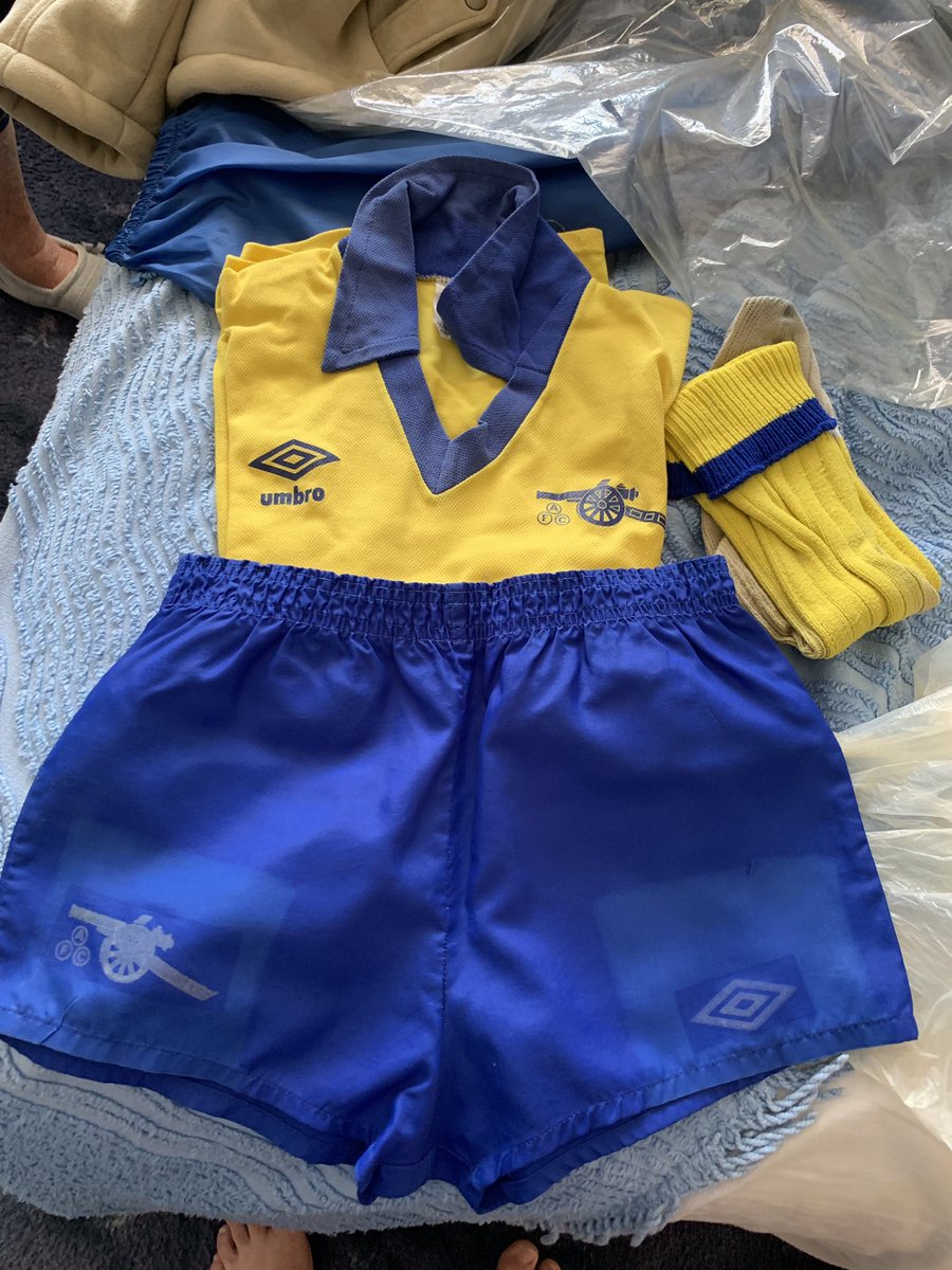 ChefRobMalyon's tweet photo. @shirt_arsenal When we all thought we were Liam Brady.
Well worn, cherished and i love it. https://t.co/8a30qXvrj2