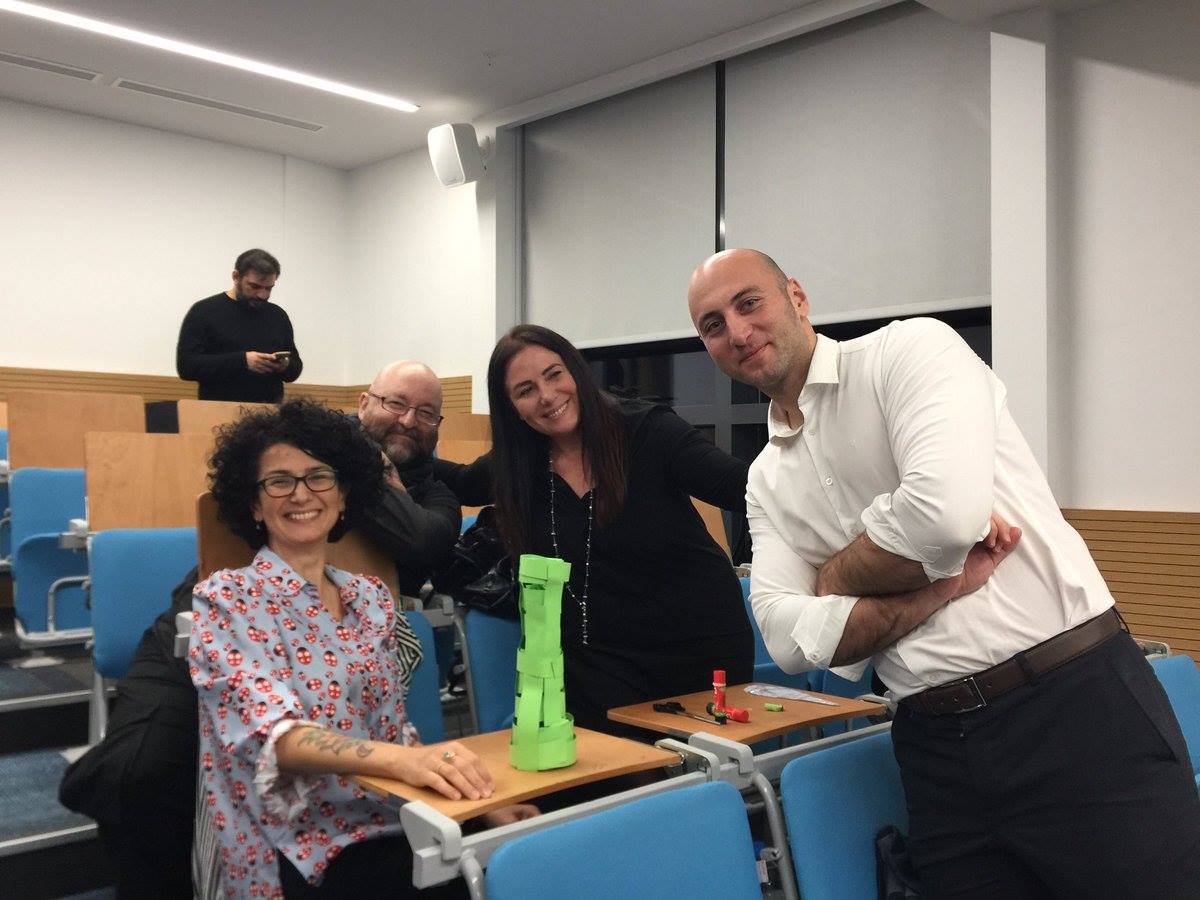 bulentfidan's tweet photo. 2018'den... Brandmap Açık Seminer, Gülfidan Barış Hocamızdan önce rekabet adımlarını dinledik ardından oyunlaştırma ile kendi iç dünyamızın rekabete bakış açısını ortaya koyduk.
#brandmap #açıkseminer #AltınbaşÜni #GülfidanBarış @RDorukErcan @TTLehy @ErcanGegez https://t.co/YlG4LVONUH