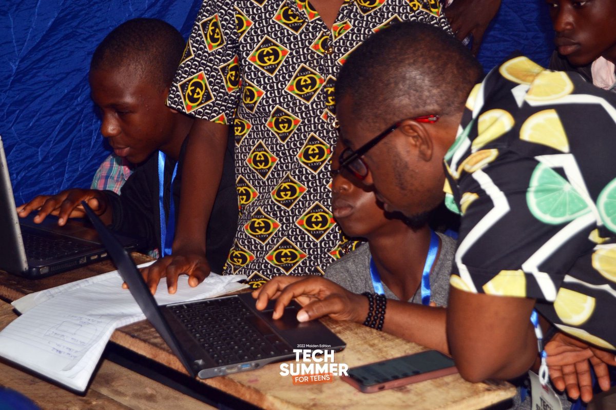 badoorichy's tweet photo. Highlights of the day in pictures
#techSummer #teens #tech #TechSummerforteens #uiux #css #html #javascript #productdesign #grassroots #development #tech #women #design #architecture #digital #careers #business https://t.co/5FI7n8exam