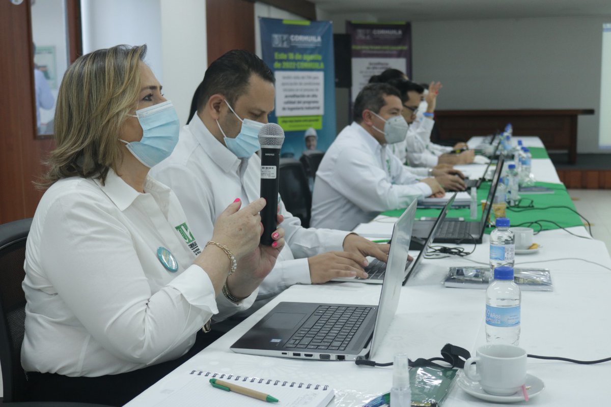 Recibimos visita de consejeros del Consejo Nacional de Acreditación para apreciación de condiciones iniciales en el proceso de acreditación del programa de Ingeniería Industrial. En la jornada participaron estudiantes, profesores, egresados de Corhuila y empresarios de la region
