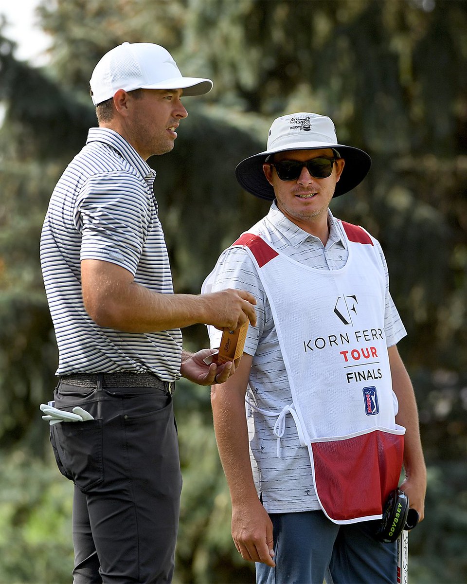 KornFerryTour's tweet photo. Friends helping friends 🤝

@Joel_Dahmen is on the bag for @brandondharkins at Korn Ferry Tour Finals. https://t.co/aYPlvBsLBj