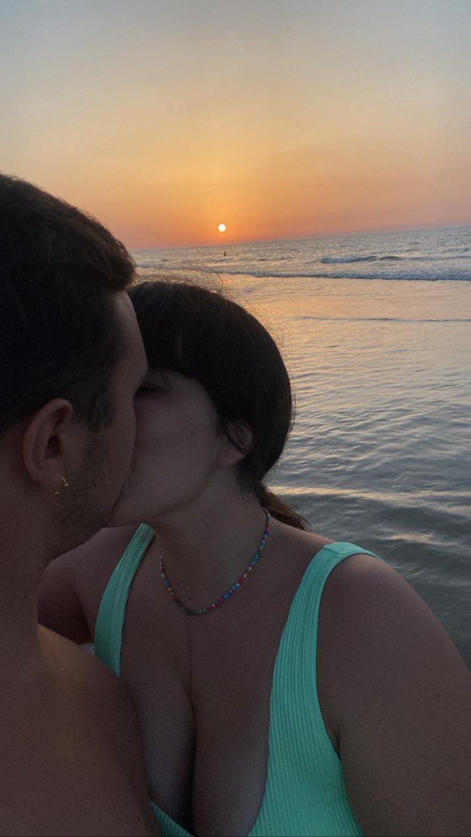 Si me lo pides te bajo hasta el sol☀️💚