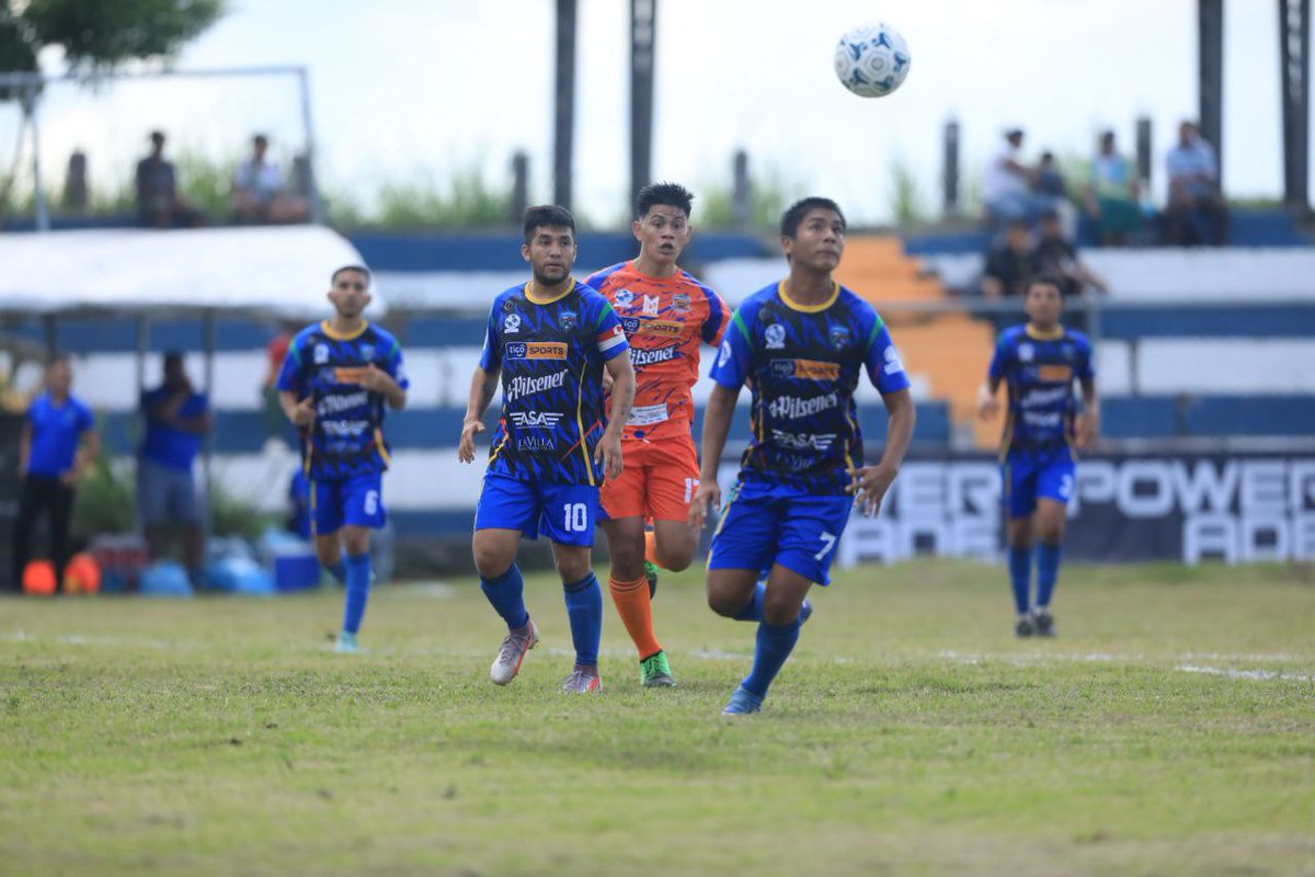 DeDeporte_ES's tweet photo. #DeDeportes | Final en Cojutepeque: AD Cuscatleco perdió 0-1 ante @MorazanFc, que consiguió su primer triunfo en la #LNF

Fotos Guillermo Martínez / #DiarioElSalvador https://t.co/yOnl37mZP1