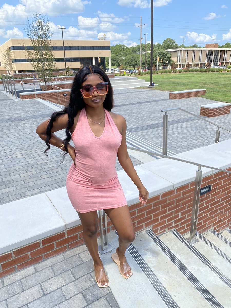 _itssnaay's tweet photo. forgot to post my first day pics on here 💕 #gramfam https://t.co/5O1AvC3eEE
