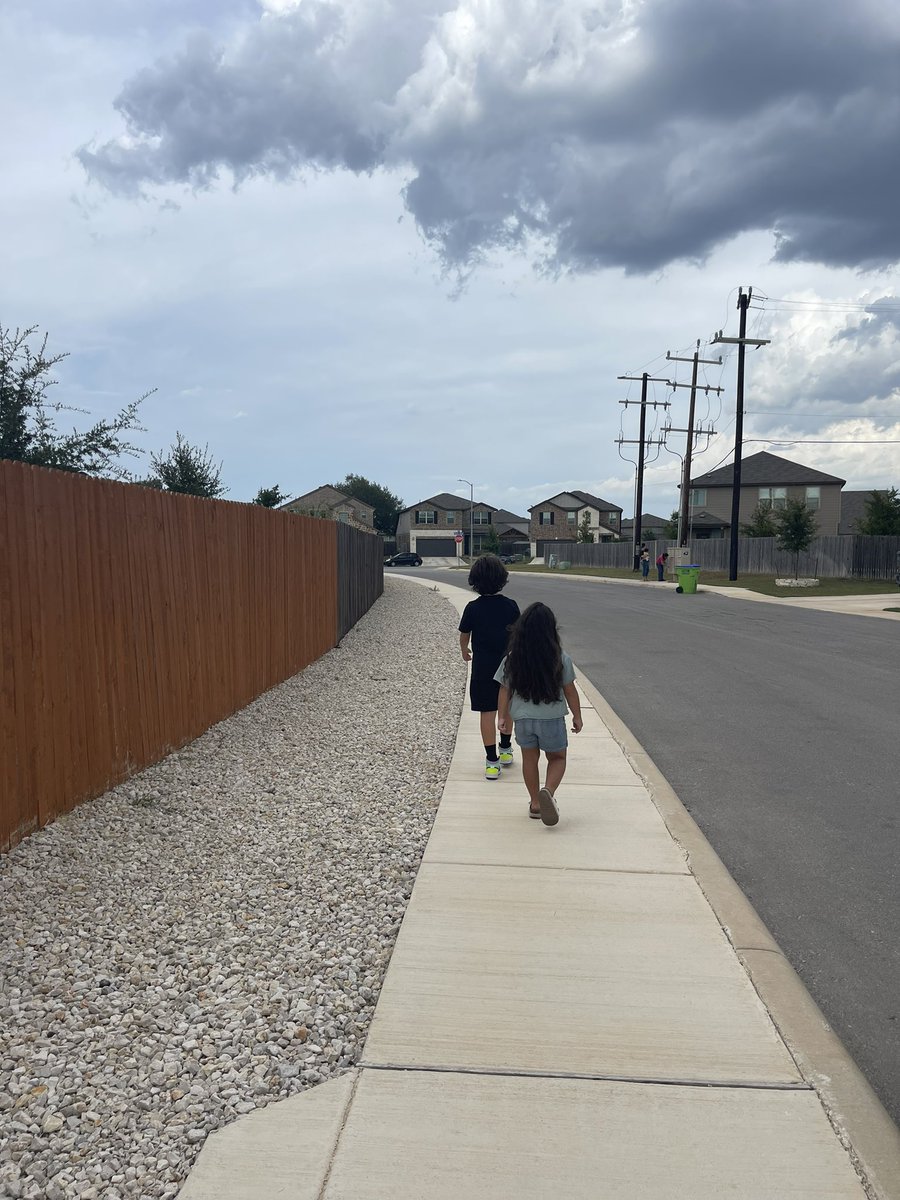 When your brother lives around the corner from school, you walk to meet the teacher so you don’t have to worry about parking 🤣🤣 #thecoleway