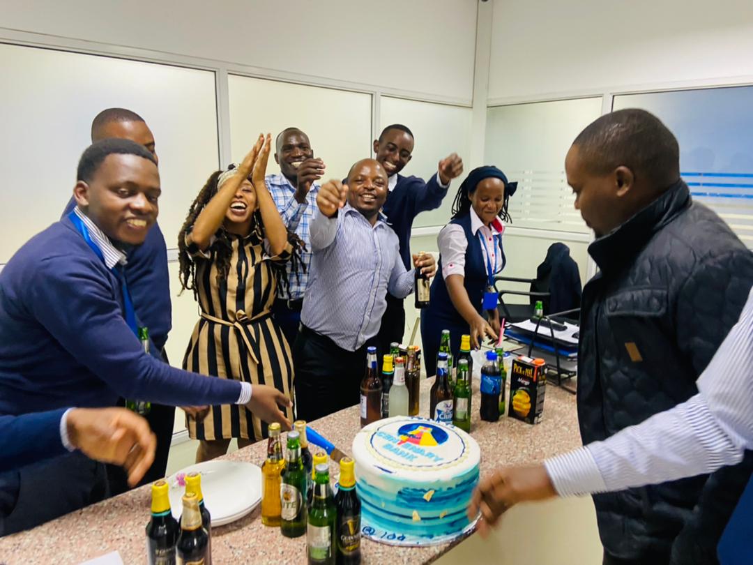 RONALDRICHARDT2's tweet photo. Celebrating 100 days of success. https://t.co/WhIYHV8FZl