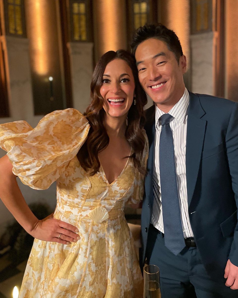 AngeliqueCabral's tweet photo. Missing Amy + Dave so much today!!!!! Who’s out there watching @maggieonhulu!!!! ♥️💫🥰  @maggieonhulu @hulu #bts #MaggieOnHulu #LeoNam https://t.co/OM1icElVeo