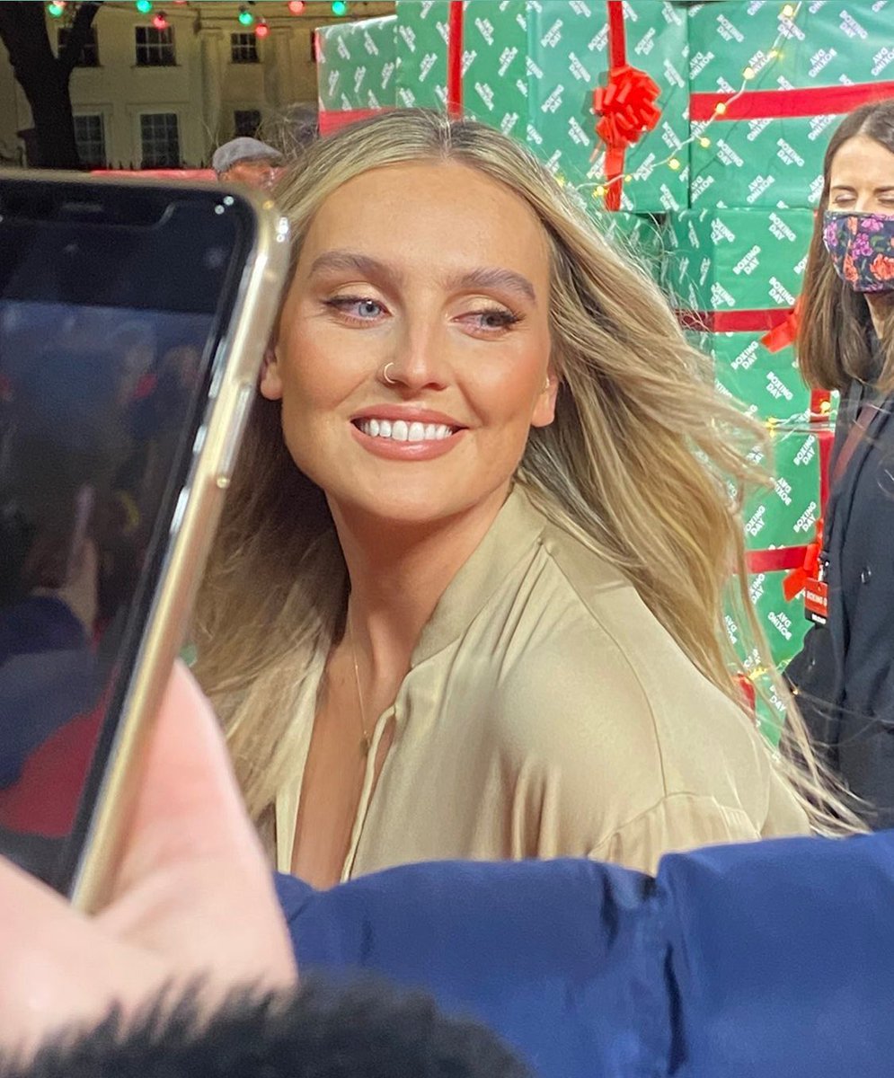 dearJvde's tweet photo. Happy Perrie Day!!! Here’s some of my favorite pics of my favorite blonde #PerrieDay https://t.co/4EwawyH6Mk