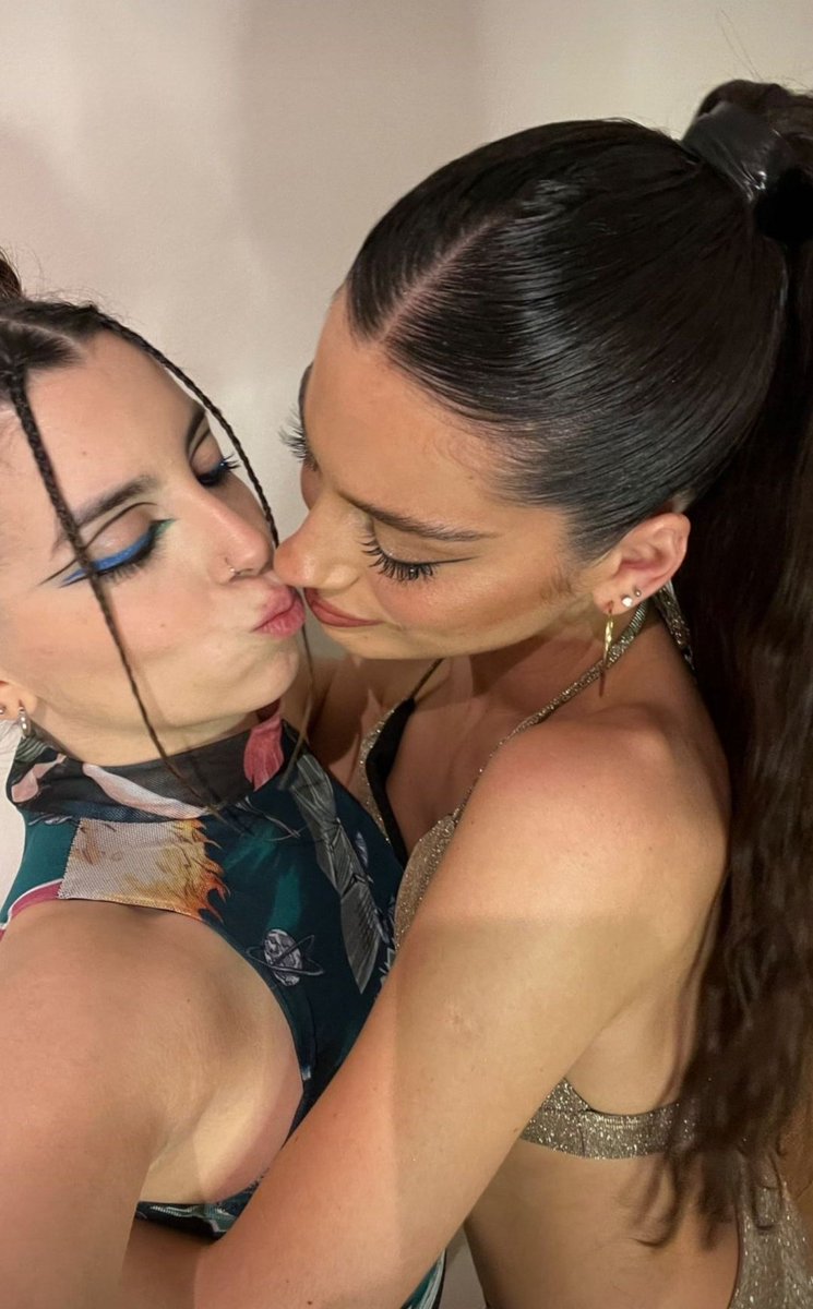 lovexsofili's tweet image. q bonitas son, las tqm &amp;lt;3