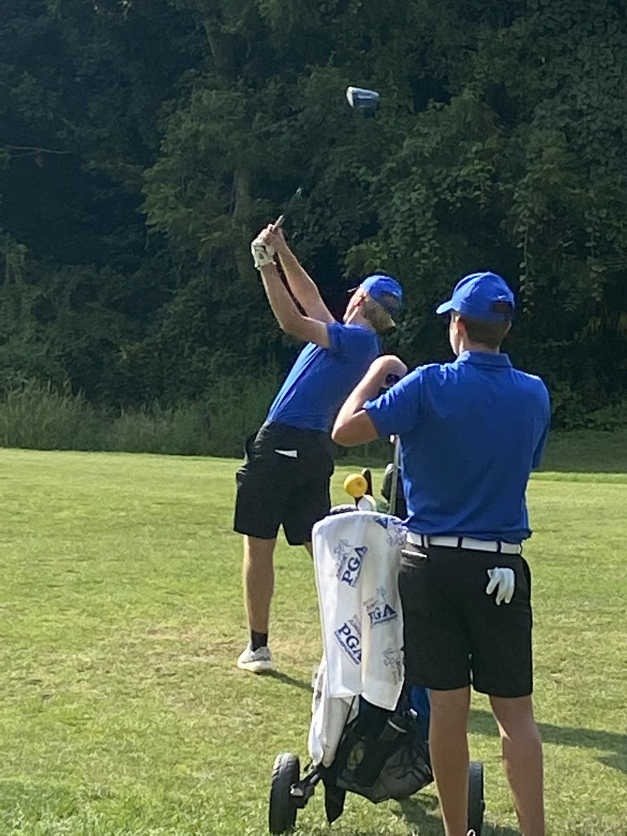 Varsity golf falls to CCD in a hard fought golf match 177-184. Congrats to Jackson Raby for earning top golfer (medalist) with a low score of 37! He has now been top golfer in his 1st 4 matches #CougarNation