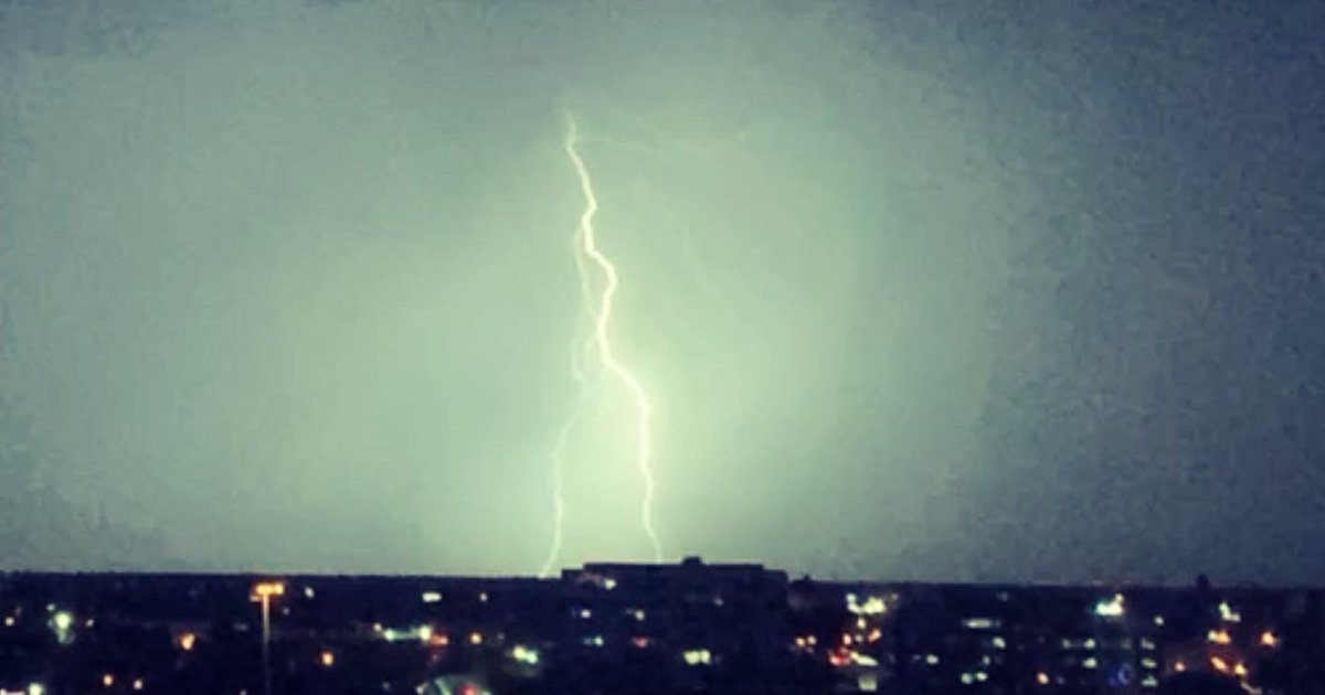 BounceRabbit's tweet photo. Quite the show in TX last night #AmazingGod https://t.co/WZV8Wn5VSn