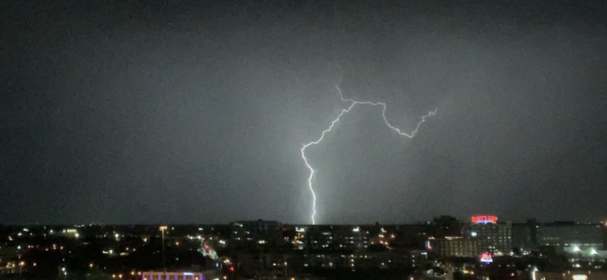 BounceRabbit's tweet photo. Quite the show in TX last night #AmazingGod https://t.co/WZV8Wn5VSn
