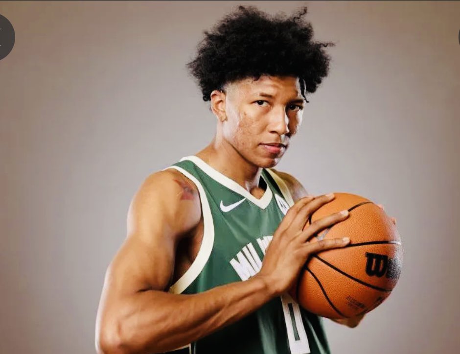 Milwaukee Bucks first round pick, and Washington’s own <a href="/Marjon32/">Holy Child ✝️</a> will be <a href="/thecrawsover/">TheCrawsOver</a> Saturday to put on a show!!!