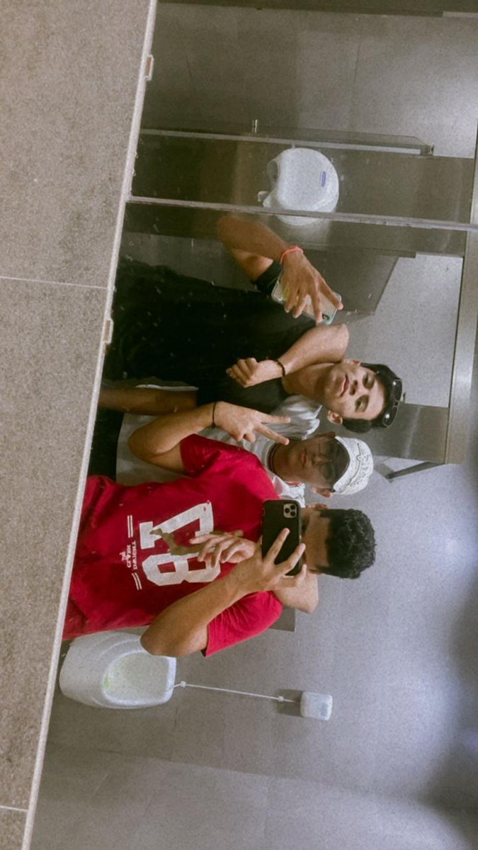 Ellos hacen mi trip @rugamas__ y <a href="/Fernando_g01/">fernando.g🧸</a>