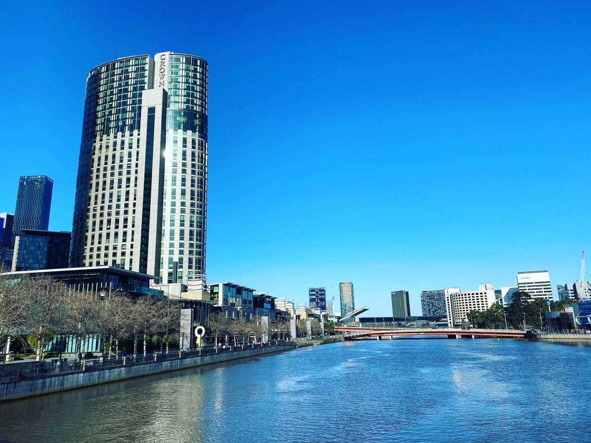alexlui83's tweet photo. Good Morning from #melbourne #happyfriday @cityofmelbourne @CrownResorts #TGIF https://t.co/U58vkxdEMf