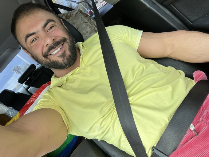 Out shopping for groceries&hellip; oh I posted up some new videos. https://t.co/zlIIBGtVos<a href="/tag/flexfriday"class="tags"><span>#flexfriday</span></a>