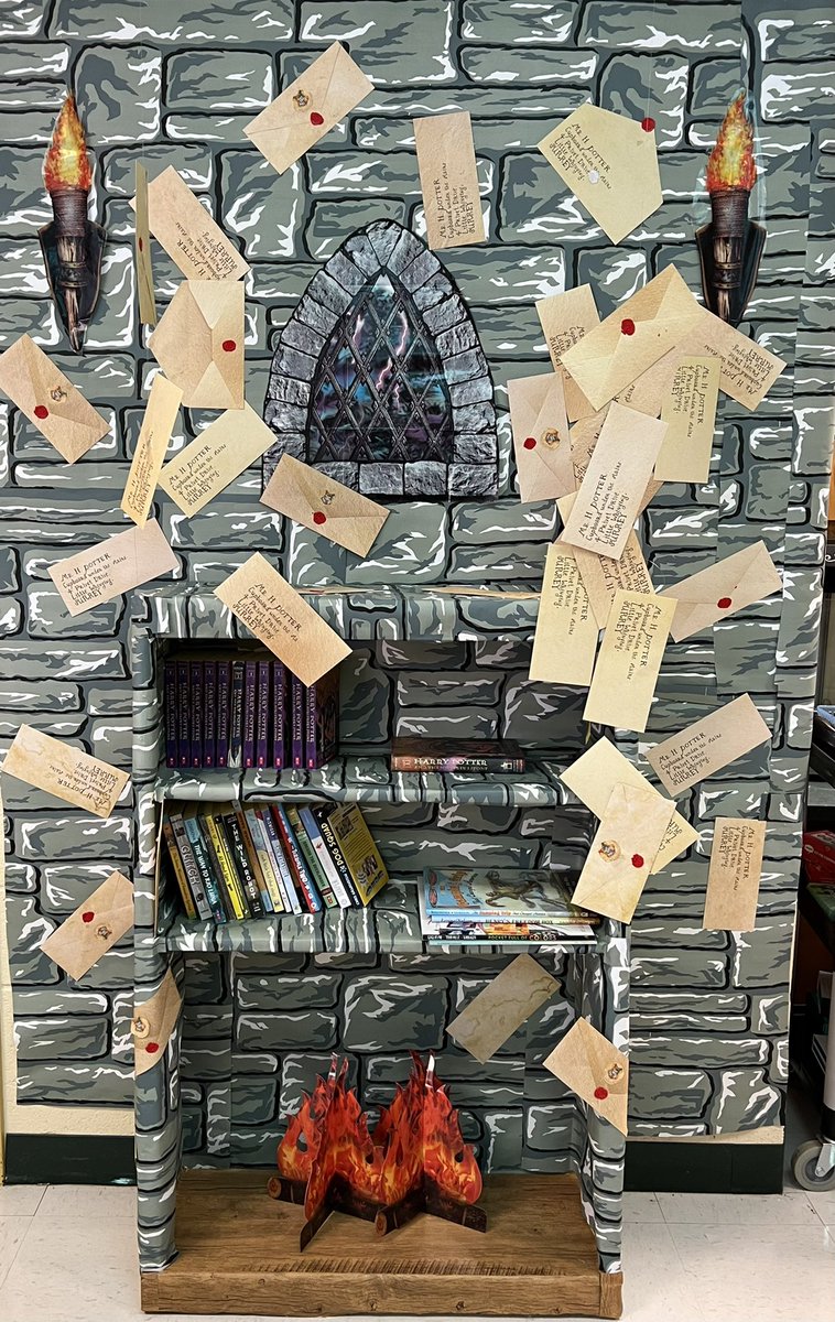 TanChee23's tweet photo. We’re off to another MAGICAL year! #HarryPotter #Gifted #CSforAll https://t.co/UBtvYygfpW