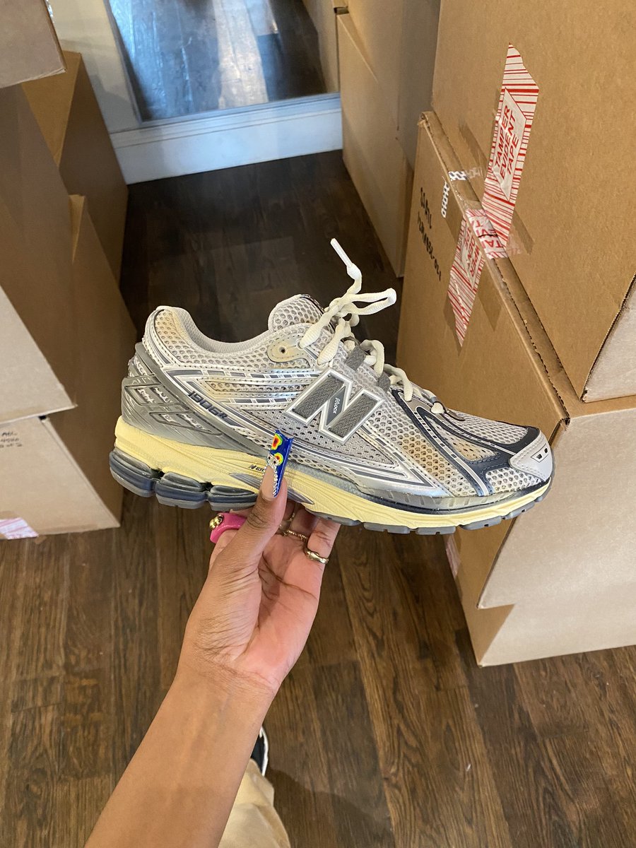 KayStiltz's tweet photo. Work Recap📦📦 https://t.co/dlGYxQB7yg
