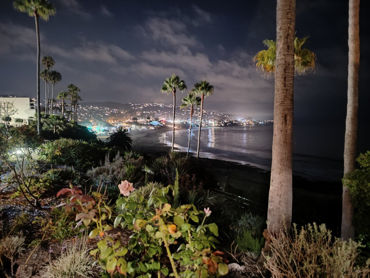 JayFraaz's tweet photo. @oneplus #ShotonOnePlus - Laguna beach last night. Great time spent with fantastic @alteryx bunch onboarding and ramping up! https://t.co/xHfhDv6uwe