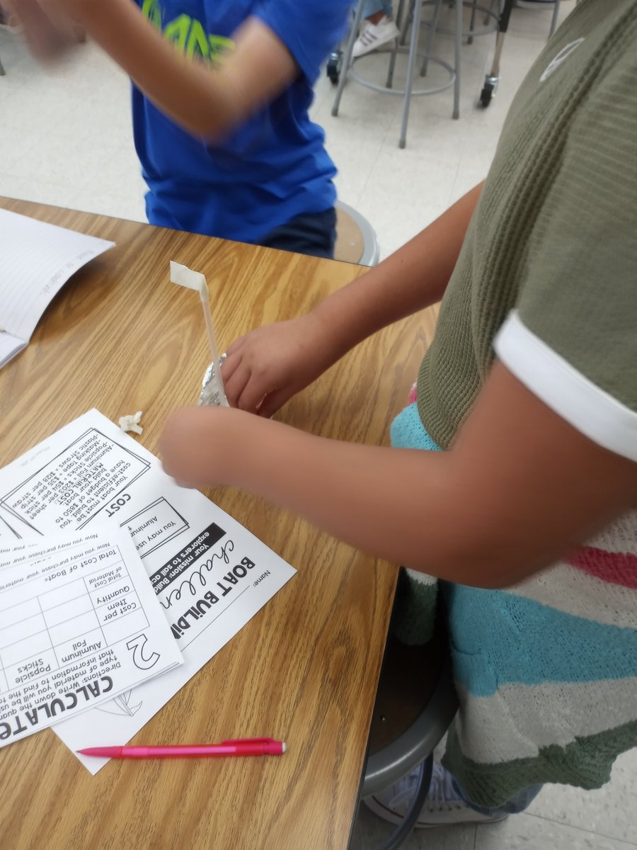 5th grade students today teamed up to create a boat with limited supplies on a budget to sail their explorer across the ocean. #FrazierFam #TeamFUESD