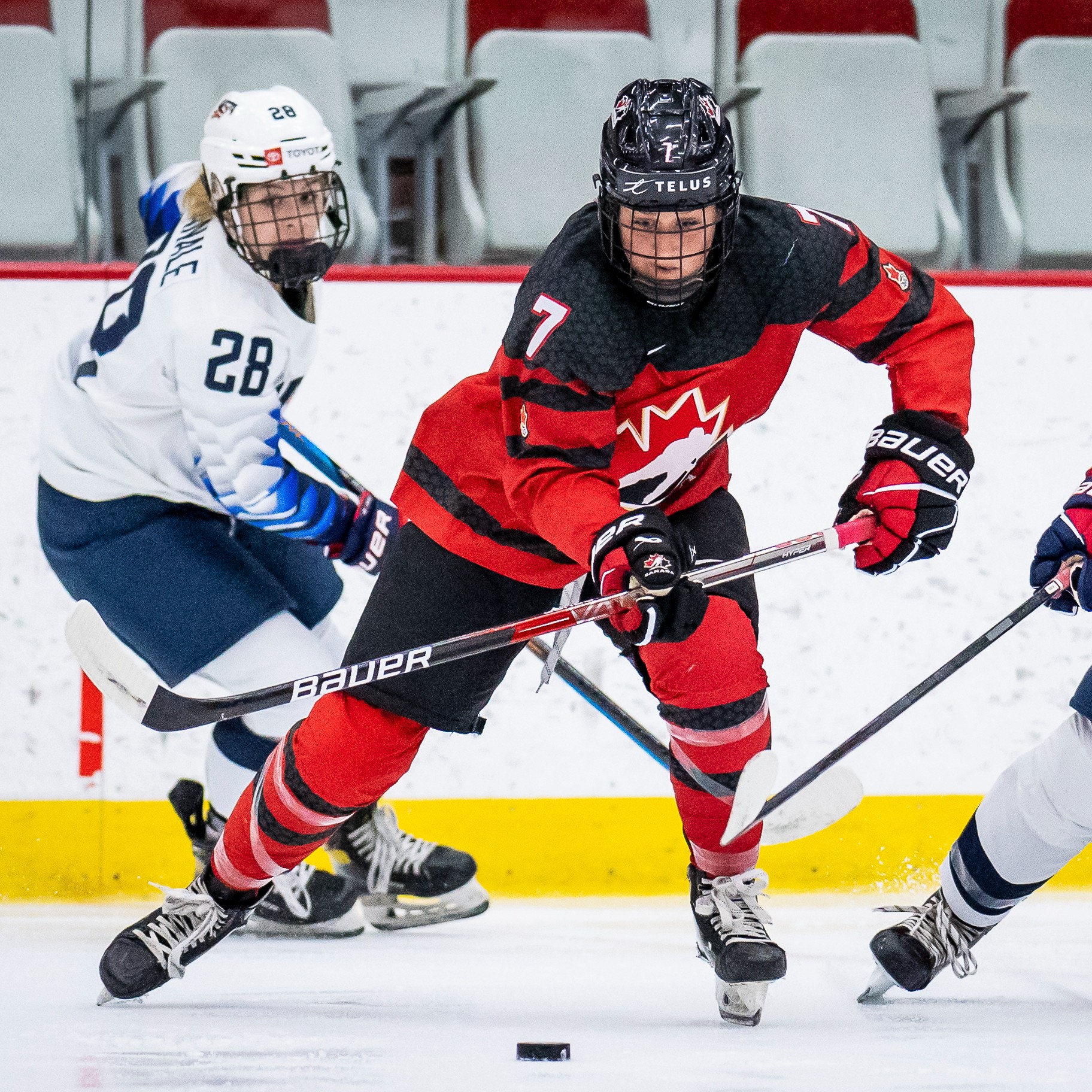 Hockey Canada After 2 S National Women S U18 Team Leads 33 17 In Shots After 40 Minutes As It Continues To Hold A 1 0 Lead Against T Co Blhttao1x9