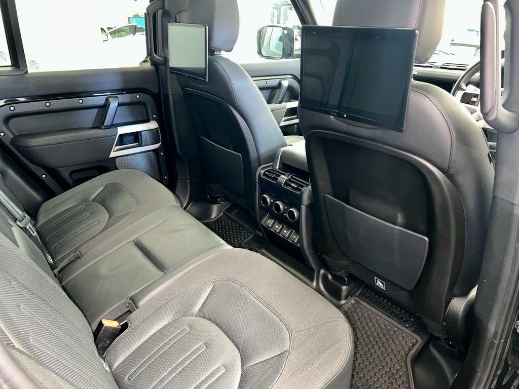 LandyDefender90's tweet image. 2020 Land Rover Defender 2.0 SE 5d 237 BHP Estate Diesel Automatic BLACK, 32,656 Miles, N
defender-landrover.co.uk/2022/08/2020-l…